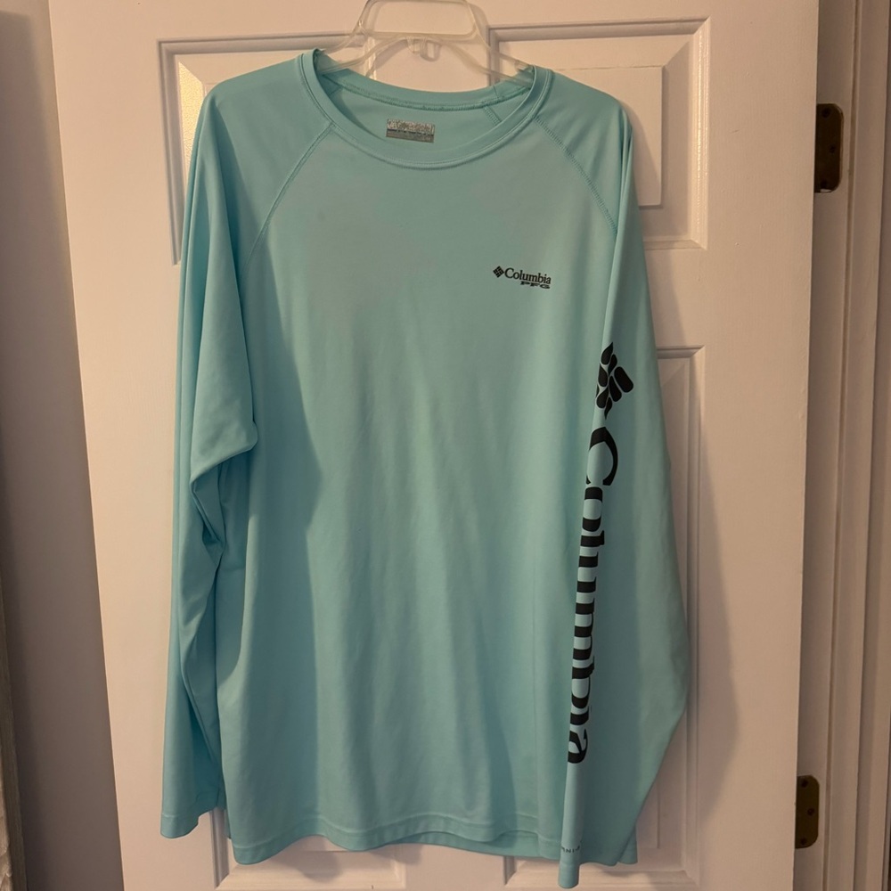 Columbia PFG long sleeve rash guard. XL